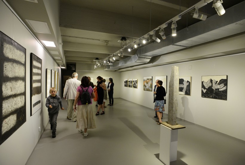 Jiří Voves - Kolín 2018, Under the turntable Gallery